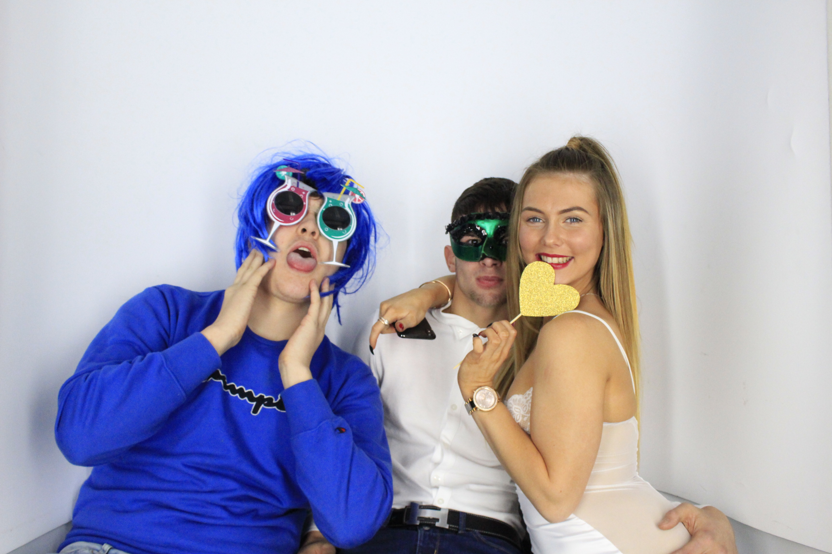 Issy & Alice's 18th Birthday Party | View more photos from the event at gallery.myphotoboothexperience.co.uk/u/MyPhotoBoothExperienceLtd/Issy-Alices-18th-Birthday-Party